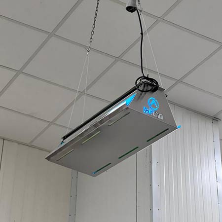 دستگاه حشره کش برقی با تله چسبی  deltrap مدل سقفی  استیلSS260
